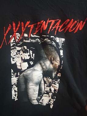 XXXTentacion Graphic Portrait Black Rap Tee T-Shirt Small